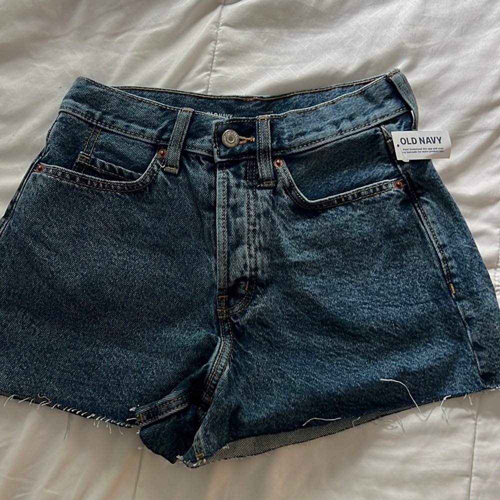 OLD NAVY SKY HIGH A LINE SHORTS